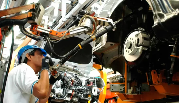 Sector automotriz apunta a cerrar 2024 con crecimiento del 5,8%