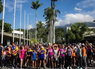 Más de 600 personas participaron en caminata convocada contra la violencia a la mujer