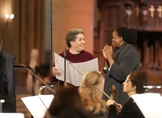 Gustavo Dudamel brilla en la reapertura de Notre Dame