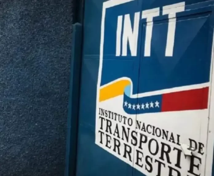Operativo del INTT para grúas de arrastre y plataforma