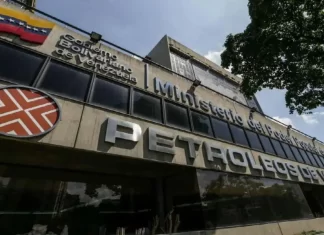 Maduro cambia el Ministerio de Petróleo a Ministerio de Hidrocarburos