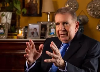 Edmundo González anuncia su regreso a Venezuela pese a riesgos