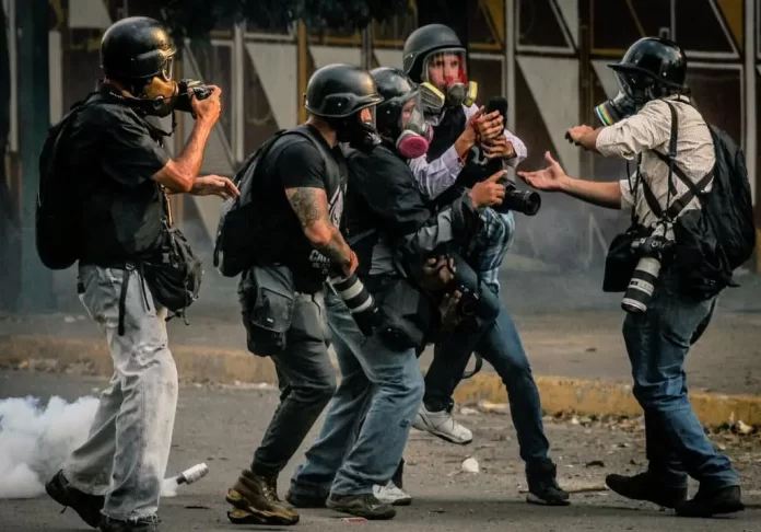 Aumento de detenciones de actores políticos y periodistas en enero de 2025