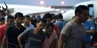 La llegada de los deportados genera críticas a las políticas de Trump