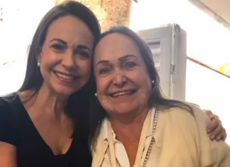 María Corina denuncia asedio a la casa de su madre en Caracas