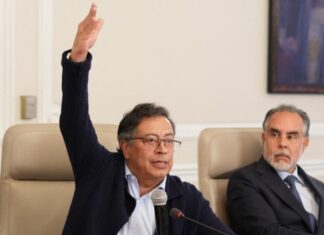 Crisis en el Gobierno de Colombia Petro solicita la renuncia de todo su gabinete