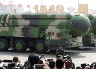 China defiende su gasto en Defensa como "necesario" ante propuesta de reducción de Trump