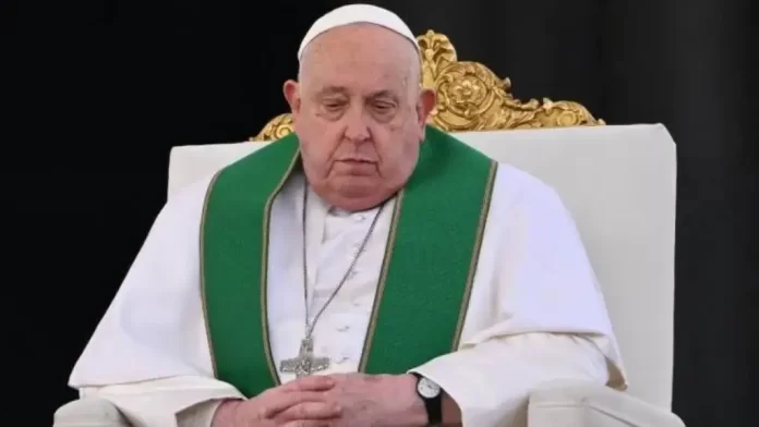 Papa Francisco hospitalizado por infección respiratoria compleja en Roma