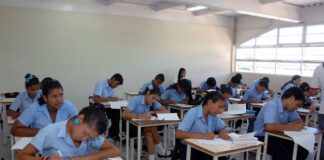 Profesor de bachillerato detenido por presunta difusión de contenido explícito a estudiantes