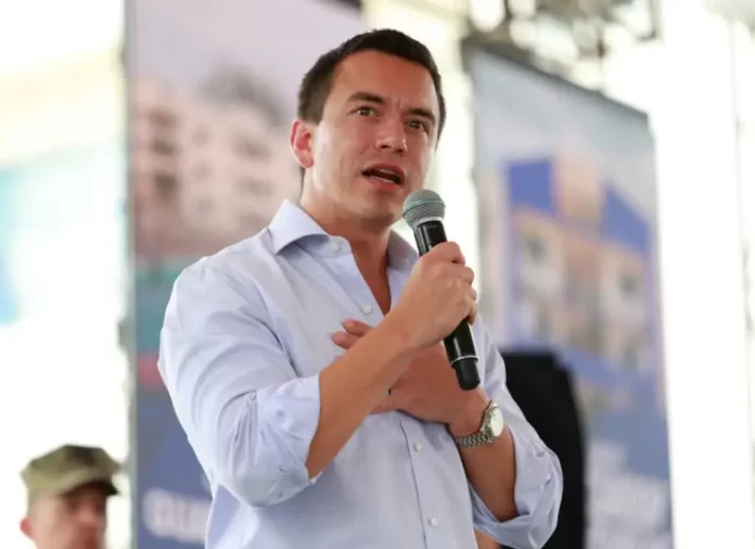 Daniel Noboa lidera primera vuelta electoral en Ecuador