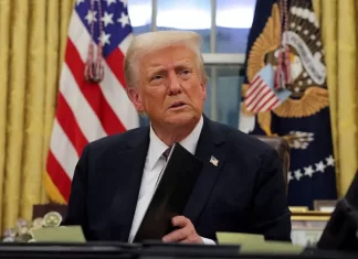 Bloquean orden de Trump de eliminar la ciudadanía por nacimiento en EE.UU