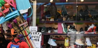 Sundde alerta sobre promociones ilegales que discriminan el pago en bolívares en Valencia
