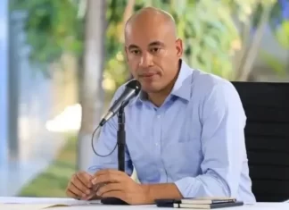 Héctor Rodríguez prohíbe elecciones de reinas de carnaval en escuelas venezolanas