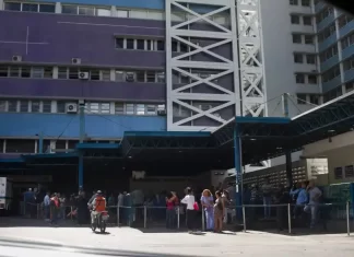 Cobros ilegales en hospitales de Caracas pacientes pagan por atención médica