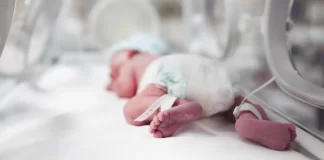 Bebé prematura fallece tras negligencia médica en hospital de La Guaira
