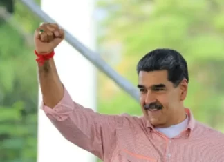 Maduro entrega 180.000 hectáreas expropiadas al Movimiento Sin Tierra de Brasil