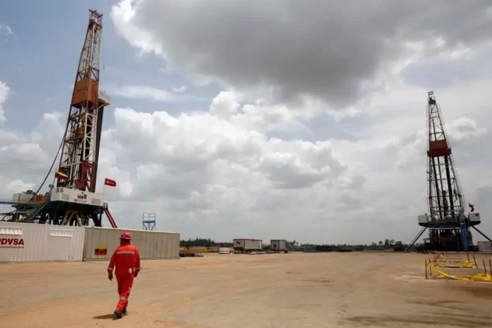 Empresas petroleras extranjeras tendrán plazo hasta el 9 de mayo