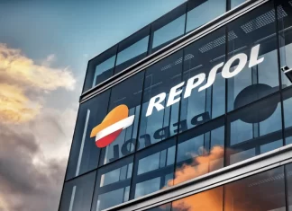 Repsol evalúa continuar en Venezuela tras cancelación de permisos por EE.UU
