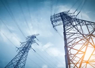 Crisis eléctrica persiste con déficit de 3.500 megavatios