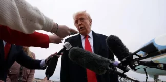 Trump firma orden ejecutiva para desmantelar siete agencias federales incluida la Voz de América
