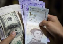 Bolívar se deprecia un 30% en 2025