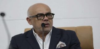 Jorge Rodríguez exige aplicar ley contra promotores de sanciones