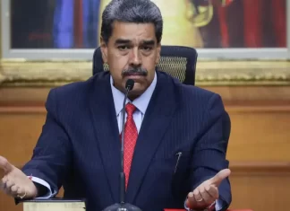 Maduro impulsa reforma constitucional para "consolidar soberanía"