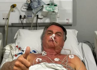 Bolsonaro entra al quirófano por secuelas del atentado de 2018
