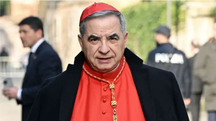 ¿Podrá votar el cardenal Becciu en el cónclave tras su condena por corrupción?