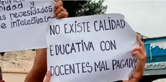 Docentes denuncian violación de contrato colectivo y acoso laboral