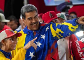 Maduro conmemora 12 años como primer presidente chavista