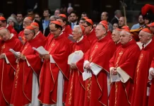 Cardenales se preparan para el cónclave