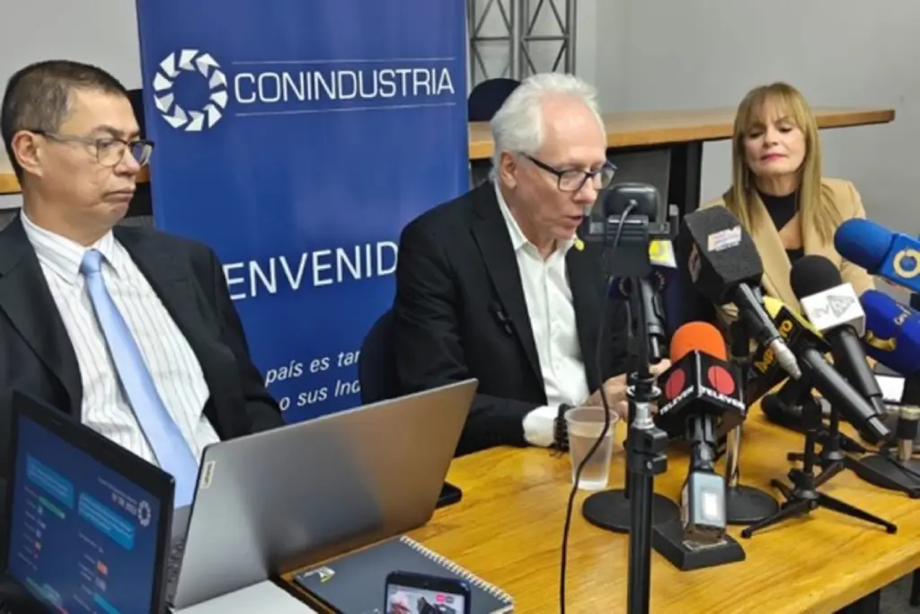 Conindustria pide revisar ley laboral para mejorar ingresos