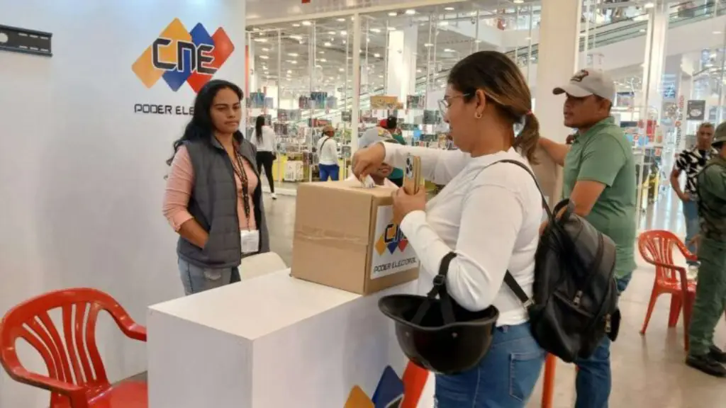 CNE activa Feria Electoral con 422 puntos en todo el país