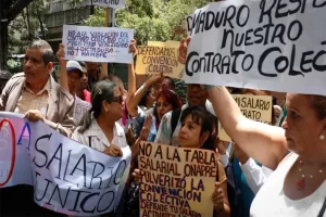 En Venezuela El salario mínimo de $1,48 es insostenible