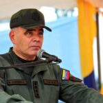 Padrino López: “No estamos amenazando, estamos votando”