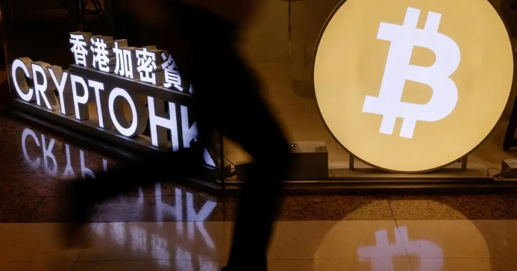 Bitcoin rompe barrera de los 100.000 dólares tras acuerdo comercial