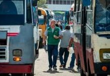 Pasaje urbano en Maracaibo desata protesta entre choferes y usuario