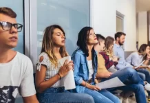 Italia pierde talento joven por falta de oportunidades laborales