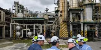 Refinería de Esmeraldas en emergencia por el sismo a la principal planta de Ecuador