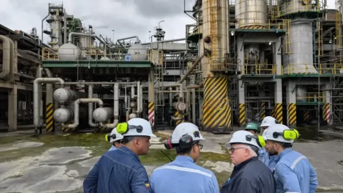 Refinería de Esmeraldas en emergencia por el sismo a la principal planta de Ecuador