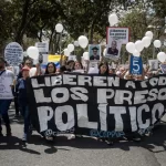 Foro Penal contabiliza 894 presos políticos en Venezuela