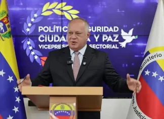 Gobierno suspende vuelos desde Colombia por presunto plan con explosivos