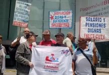Adultos mayores exigen pensiones dignas en Carabobo